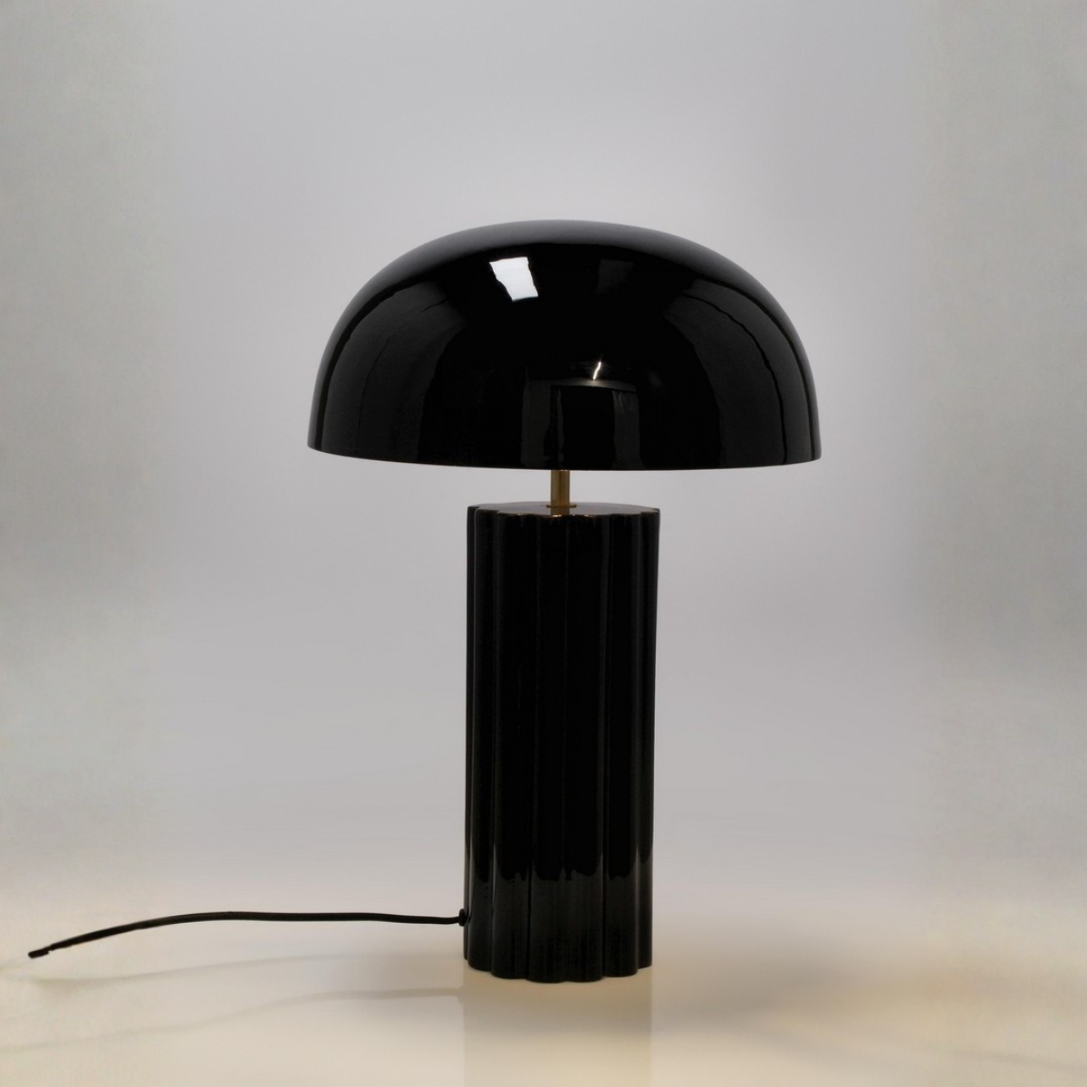 BT KAMIL Black modern Indoor table lamp